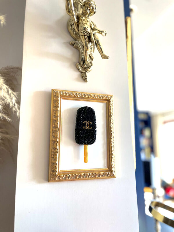 Quadro pop gelato chanel brillantini cornice oro 3