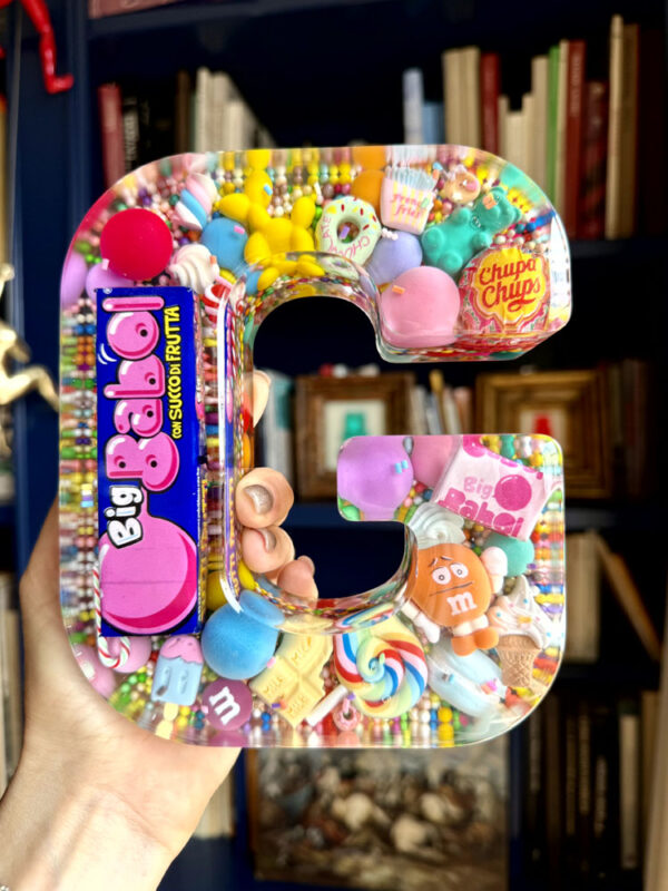 Lettera gigante G caramelle miste bis 1