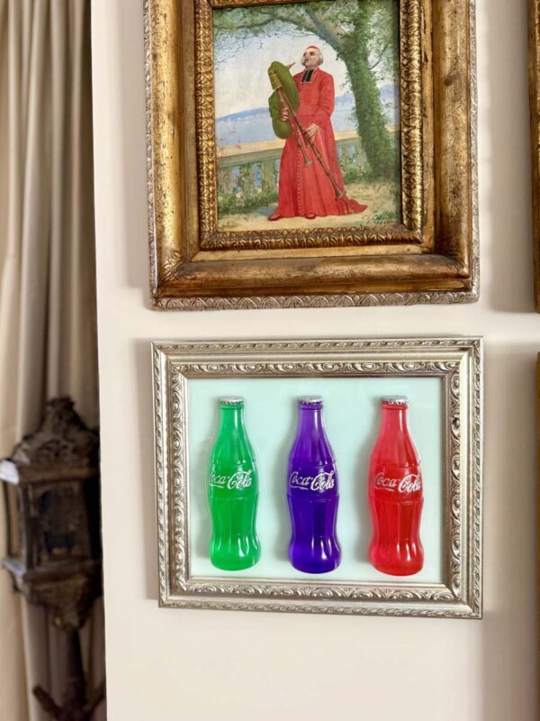 Quadro 3 bottiglie coca cola colorate cornice argento 1