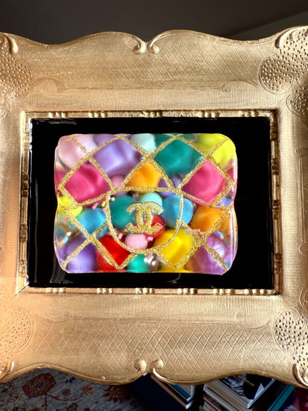 Quadro borsa Chanel palle colorate e glitter oro cornice oro 6