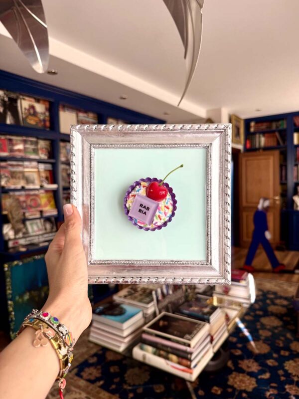 Quadro pasticcino emozionale rabbia viola cornice argento 1